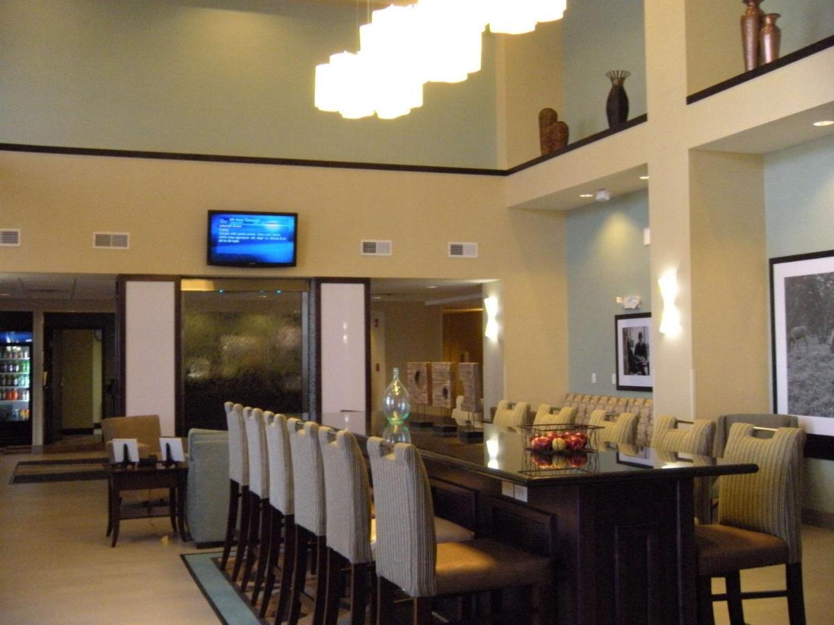 Hampton Inn & Suites Liberal Ngoại thất bức ảnh