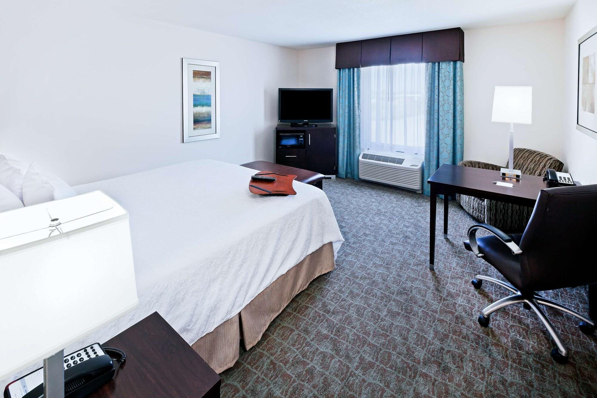 Hampton Inn & Suites Liberal Ngoại thất bức ảnh